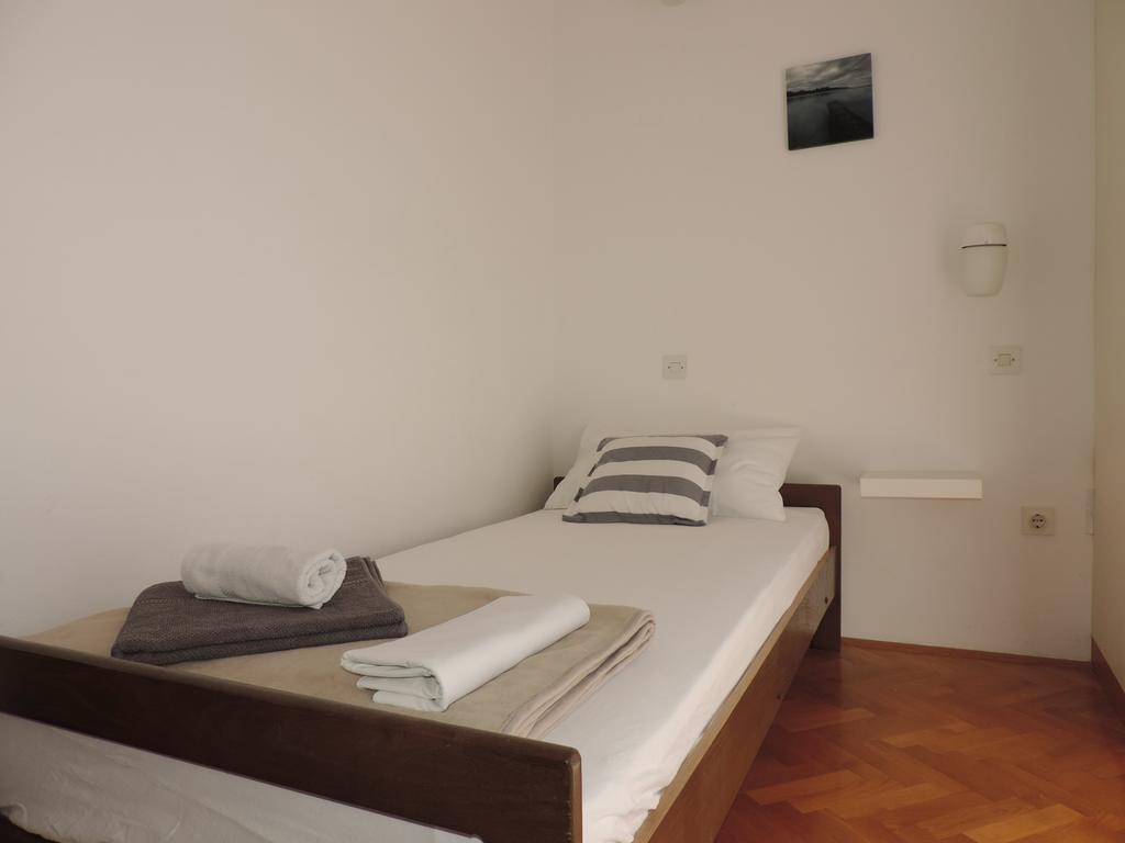 Apartment Vidas ノヴァリャ エクステリア 写真