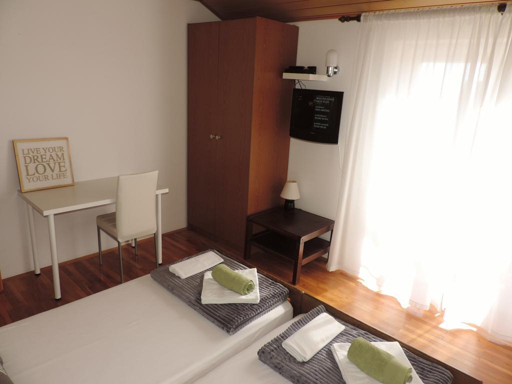 Apartment Vidas ノヴァリャ エクステリア 写真
