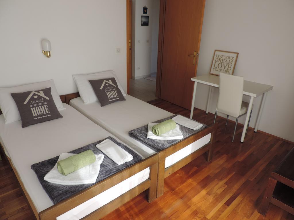 Apartment Vidas ノヴァリャ エクステリア 写真