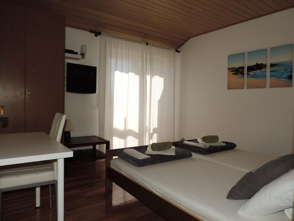 Apartment Vidas ノヴァリャ エクステリア 写真